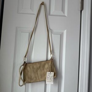 HOBO Darcy convertible crossbody Tan Bag nwt
